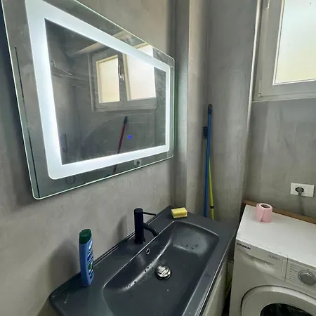 Apartment Flow Golem (Tirana)